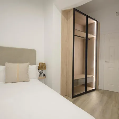 Aparthotel Escolastica Centro