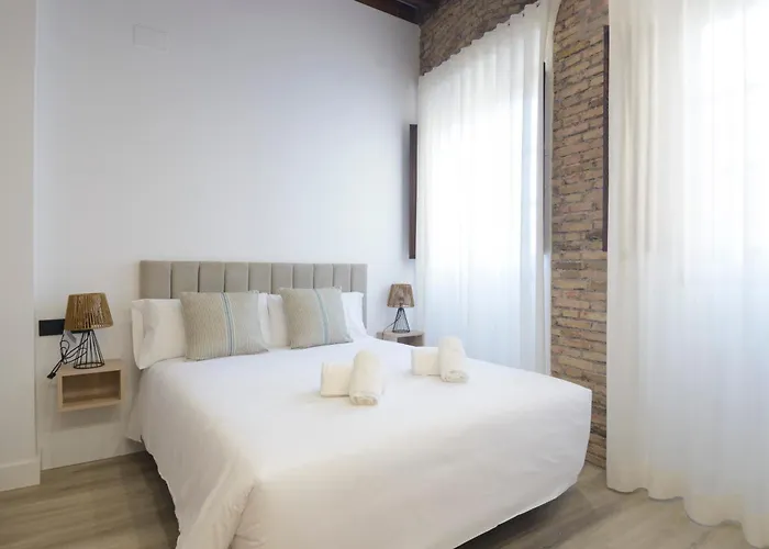 Escolastica Centro Aparthotel