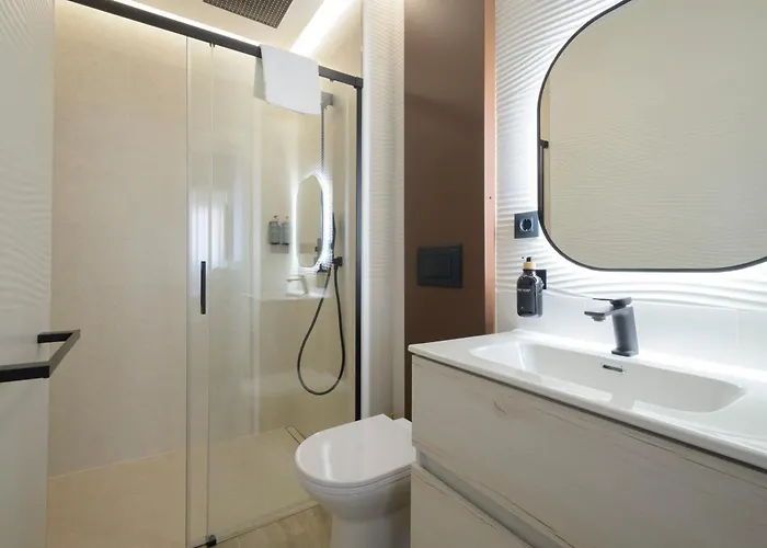 Escolastica Centro 3*