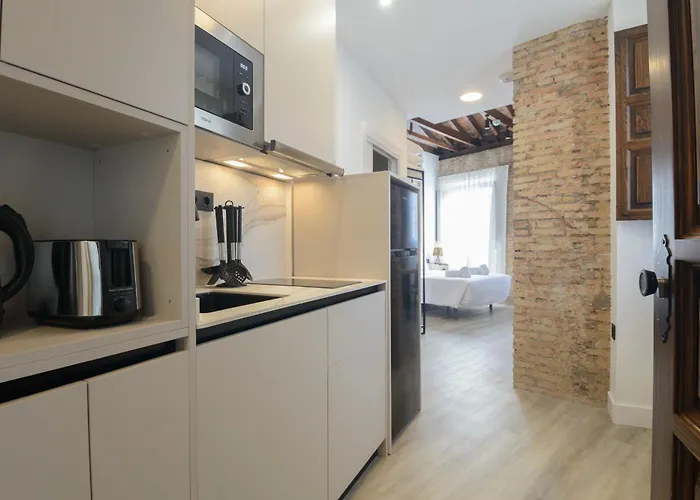 Escolastica Centro Aparthotel