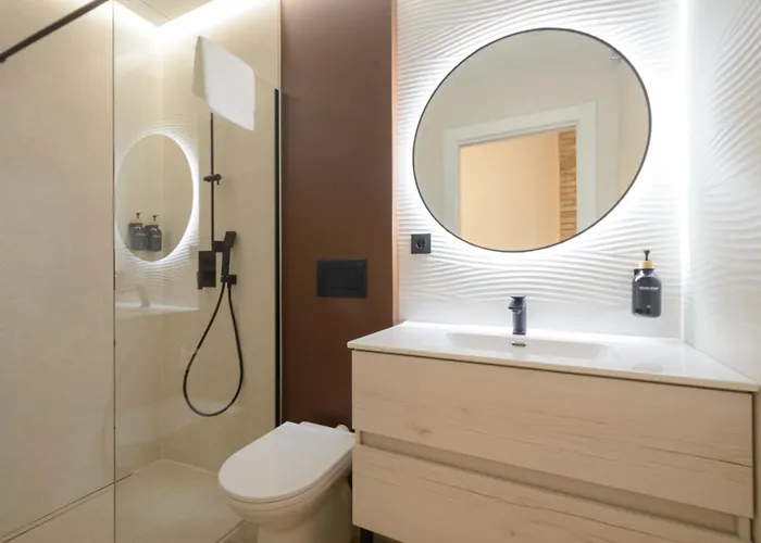 Aparthotel Escolastica Centro 3*