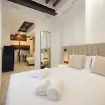 Apart-hotel Escolástica Centro 3*