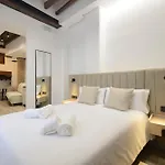 Apart-hotel Escolástica Centro 3*